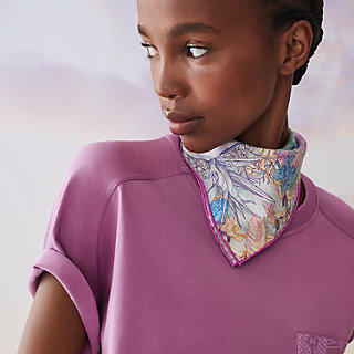 ◆送料込【HERMES】エルメス Faubourg Tropical Detail Scarf 45 HERMES FAUBOURG TROPICAL DETAIL Twill Silk Gavroche 45 x 45